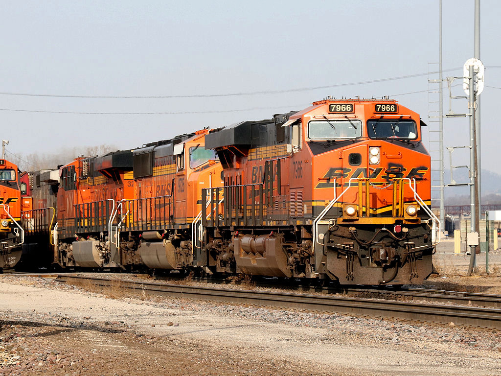 BNSF 7966